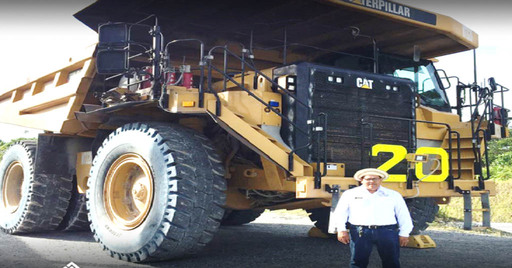 Panameños se preparan para manejar los equipos pesados más grandes
