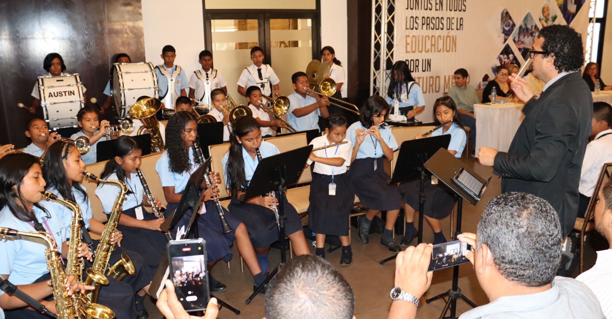 Cobre Panamá y organizaciones aliadas reafirman su compromiso por la educación de Panamá-1